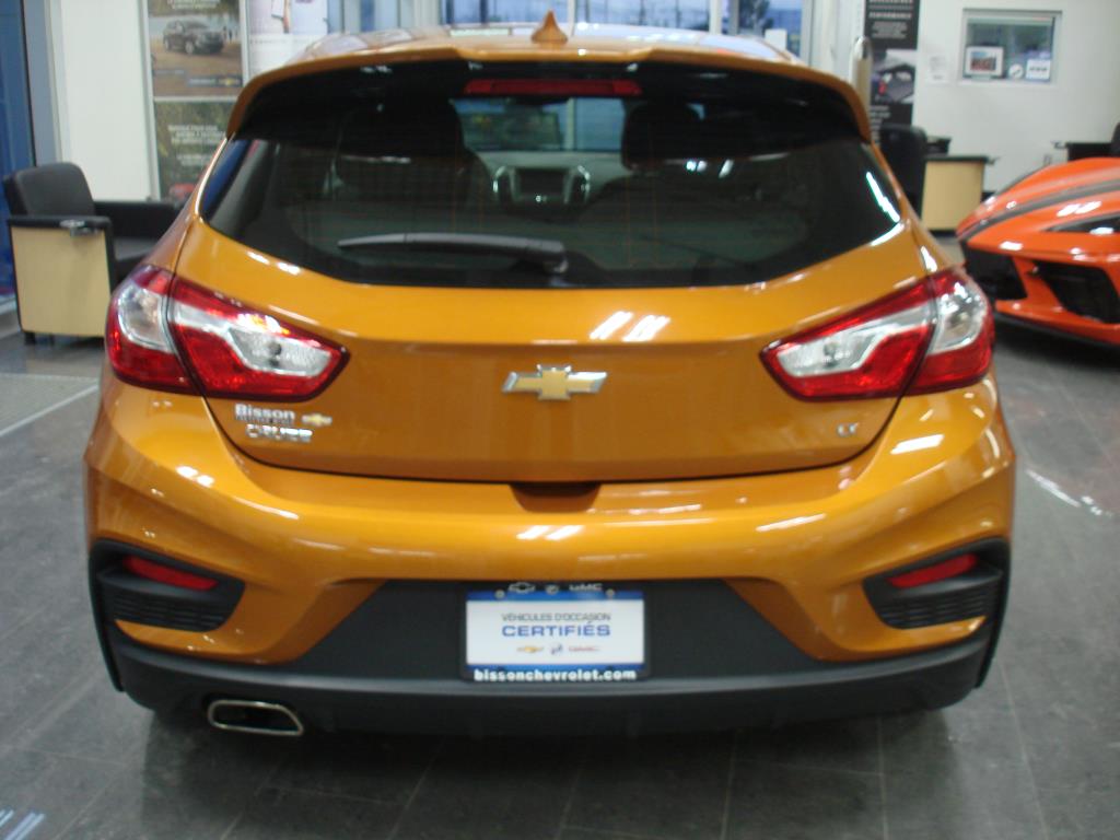 2017
Chevrolet
Cruze